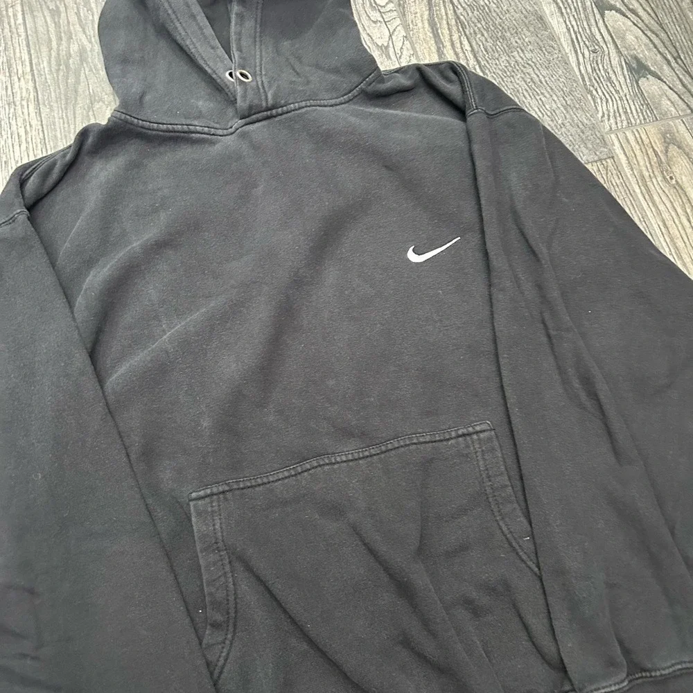 🔥🔥Vintage NIKE Essential Black Embroidered Swoosh‎ Hoodie Men Sz Lg - GUC
